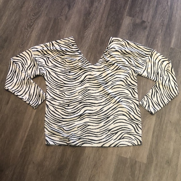 Anthropologie (M) Maeve Zebra-Striped V-neck Knit Top - Picture 7 of 12